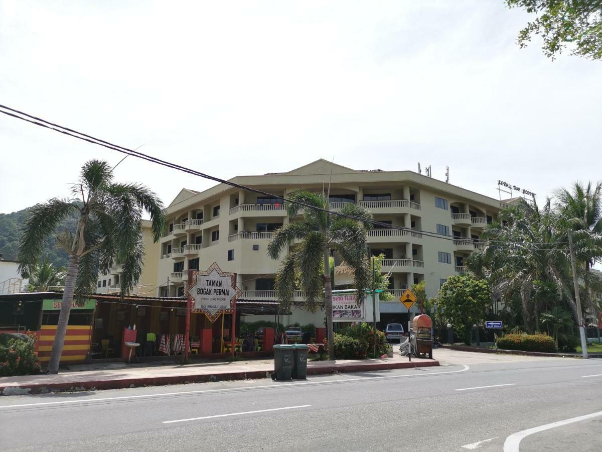 Sea & Wave #1 Coral Bay Apartment Pekan Pangkor Luaran gambar